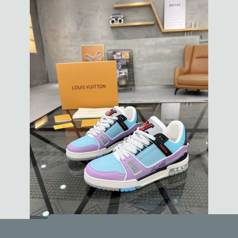 l**is V*t*n sneakers